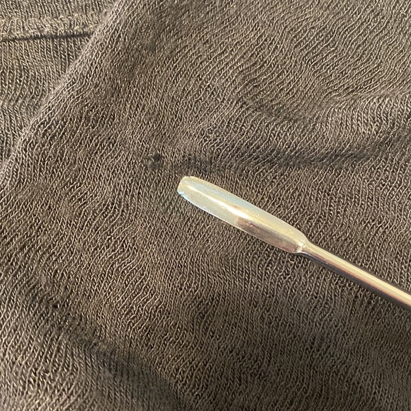 Kylie Paige Soft Black Long-sleeve Sweater with Smocking at Wrists Size M - Picture 10 of 11